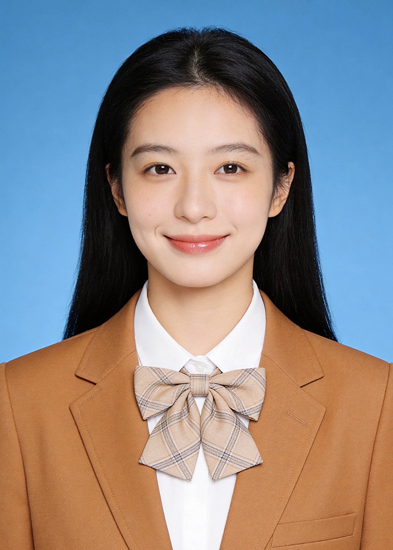 咖色学院风卷发女生蓝底证件照