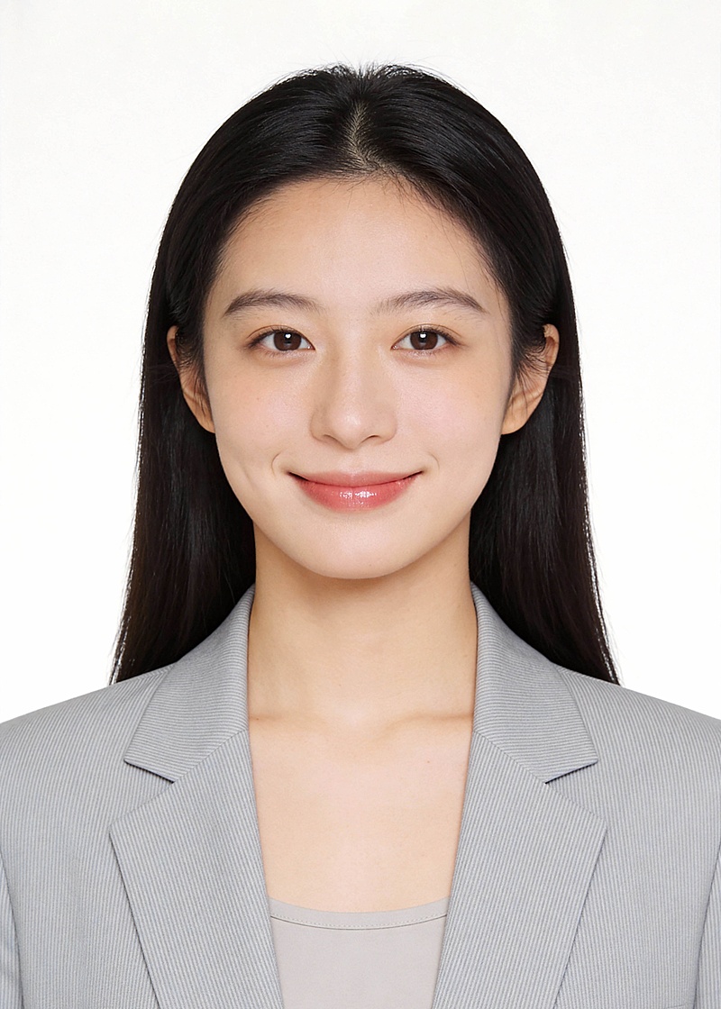 正式浅灰西装求职女生证件照