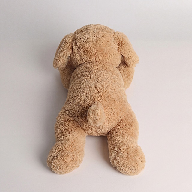 帮我精修白底图，并生成多个不同角度的白底图