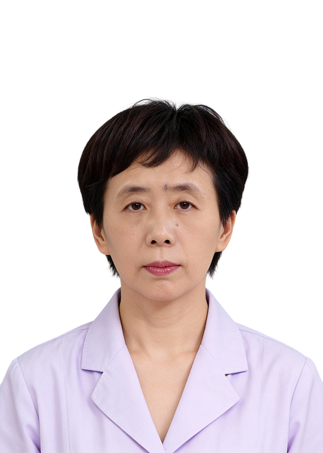 一个女生，医生职业形象照，浅灰色背景