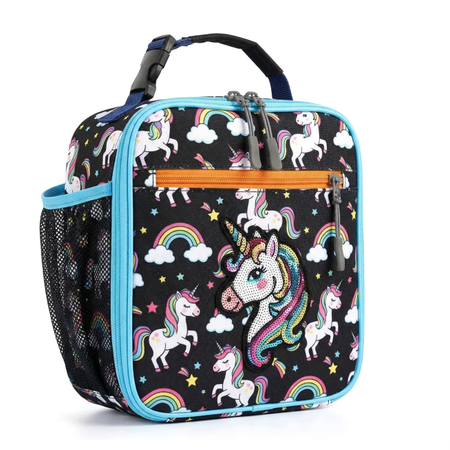 产品主体位于画面绝对正中心，垂直居中，水平居中，顶部空白区域与底部空白区域高度严格相等，严禁偏下，严禁贴边，严禁切图。前侧视角，微俯拍视角。严格保持原图产品的拍摄透视，严禁改变产品角度，严禁扶正，严禁预览效果