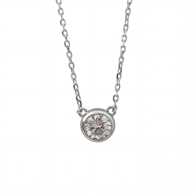 产品主体位于画面绝对正中心，垂直居中，水平居中，顶部空白区域与底部空白区域高度严格相等，严禁偏下，严禁贴边，严禁切图。正视，平视，。严格保持原图产品的拍摄透视，严禁改变产品角度，严禁扶正，严禁镜像翻转预览效果