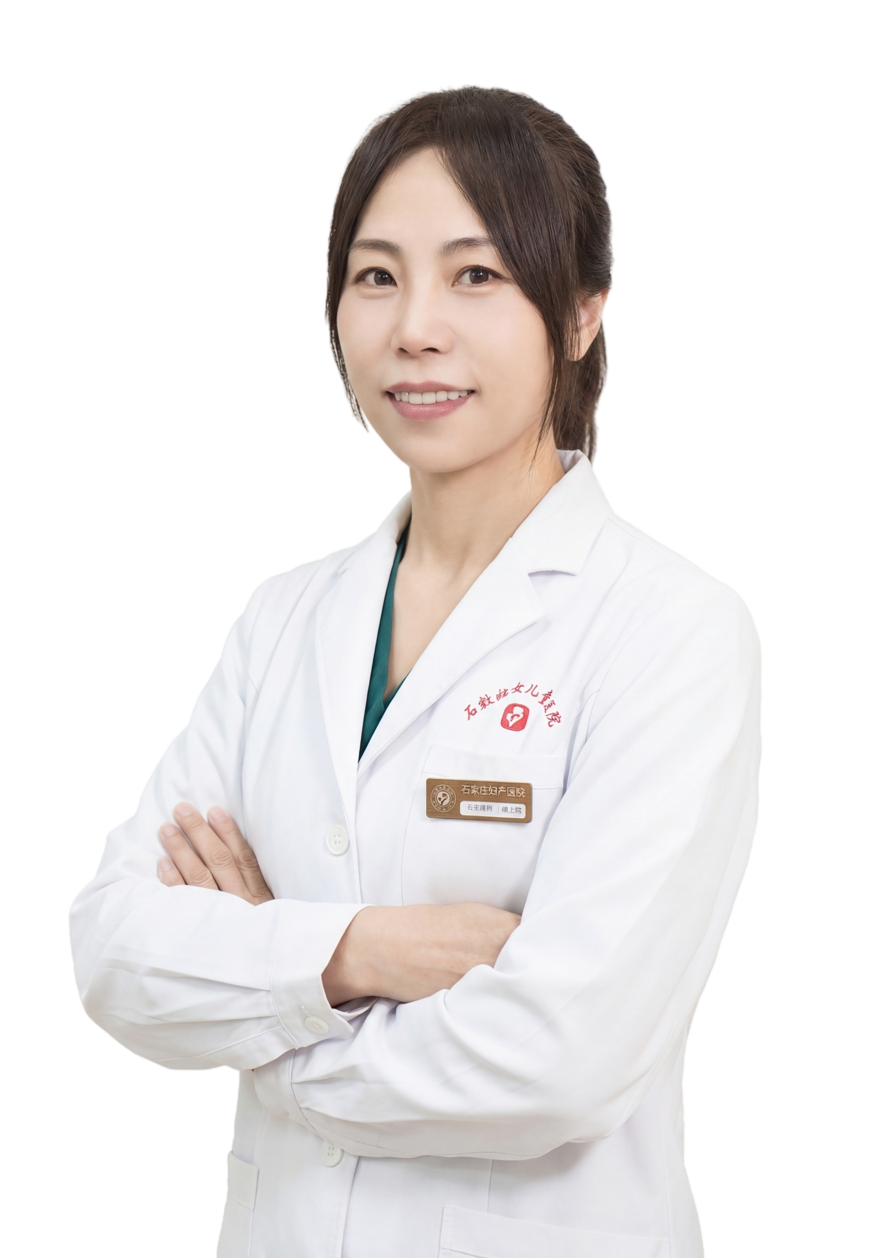 参考图中保留人物脸型、发型、年龄特征和白色医生大褂，调整身体朝… - 图片创意预览