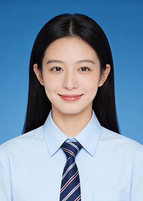 淡蓝色衬衫学生感女性证件照