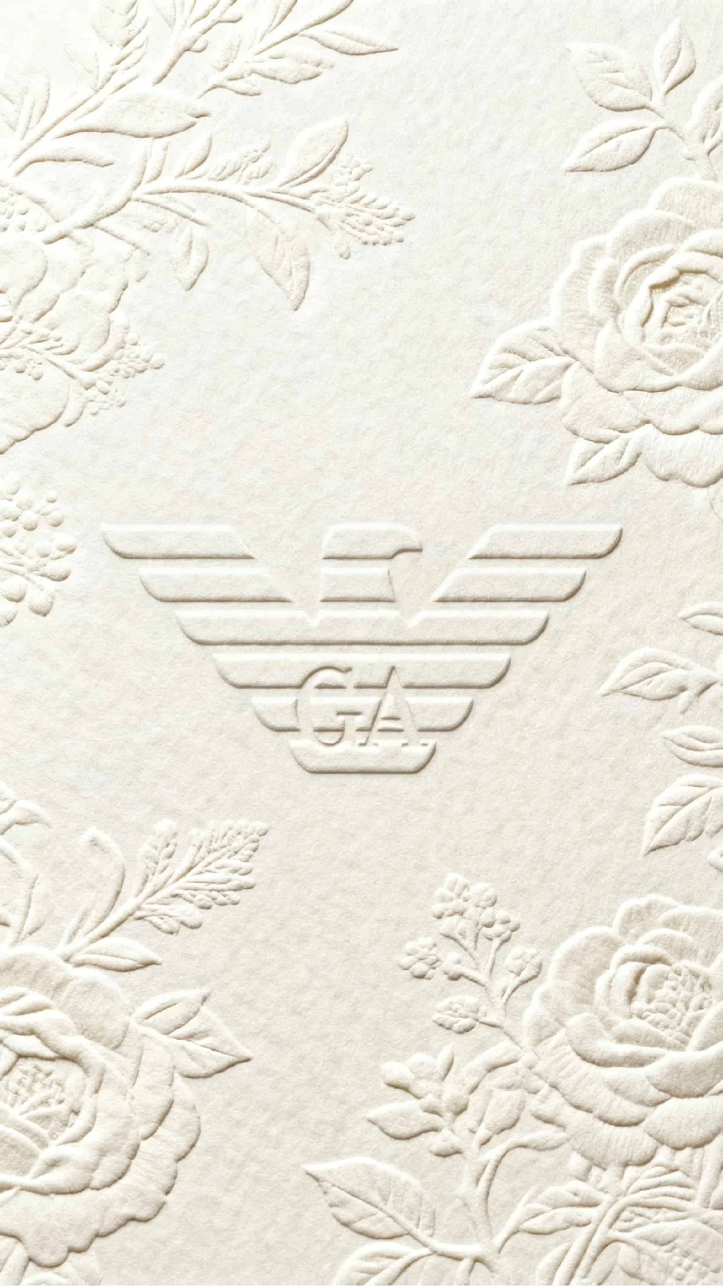 将Emporio Armani logo制作成和背景纸一致的浮… - 图片创意预览