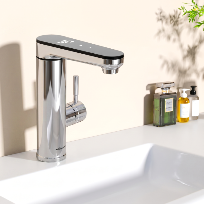 在保持整体画面（包括台面、背景、香氛瓶等）完全不变的前提下，仅增强水龙头表面的反射效果，使其呈现更真实、强烈的镜面反光，突出金属质感预览效果