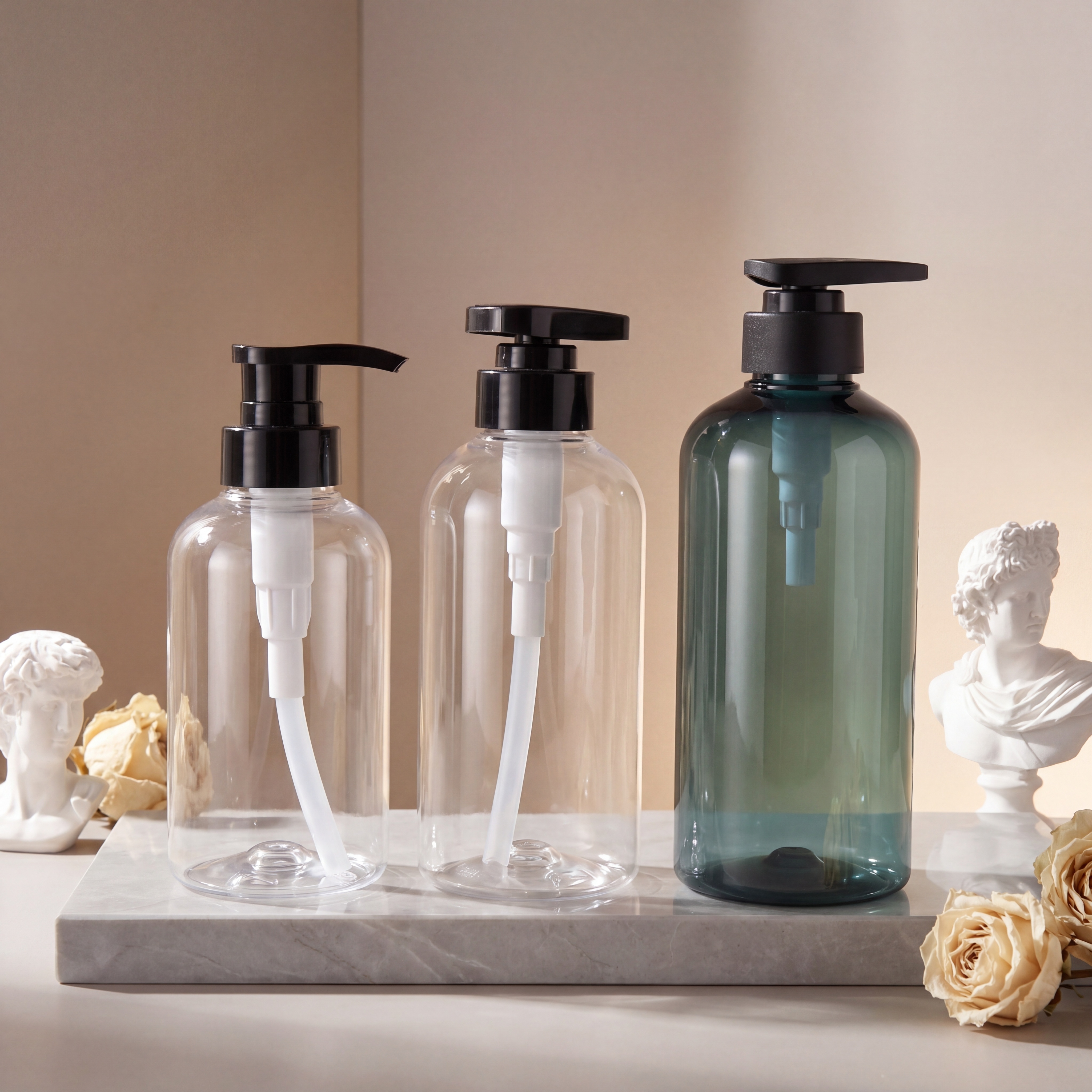 超写实商品场景摄影。 主体：300ml、400ml、500ml… - 图片创意预览
