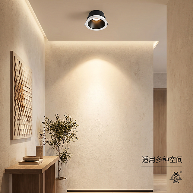 [主图-6] 玄关过道安装效果图
[氛围风格] 温馨入户氛围，真实家装场景
[画质] 商业摄影质感、光线柔和通透、产品清晰真实、画面干净高级，4K超高清
[元素] 保持射灯产品外观结构颜色与原图一致，展示射灯安装在玄关吊顶照亮墙面装饰的效果，空间简约现代，浅色系墙面地面，产品融入自然，保持产品不变形无色差
[光影] 射灯暖光重点照亮装饰，氛围温馨，整体光影层次自然
[配色] 浅暖空间色调，突出射灯产品
[文字版式] 右下角标注"适用多种空间", 文字简洁
[比例分辨率] 1:1 比例，分辨率4K
[水印] 右下角添加品牌水印，保持清晰不突兀
[负向提示词] 变形，文字错乱，产品模糊，背景杂乱