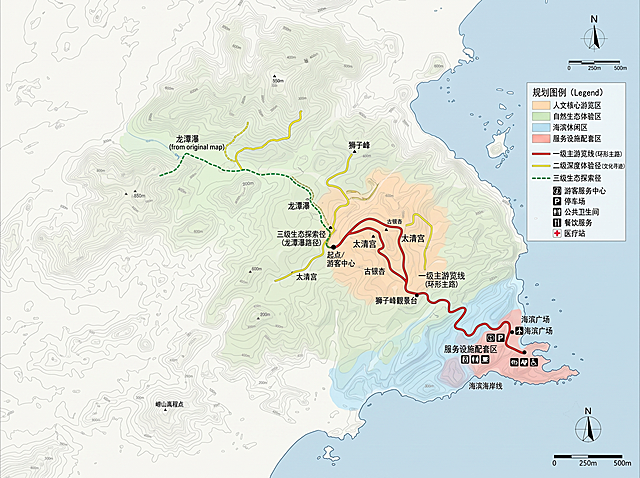基于参考图片，生成崂山风景区太清线的景区规划平面图，4:3横板布局，与地形图相结合，绘制等高线，文字内容清晰可见，保留原图的崂山区域地形特点