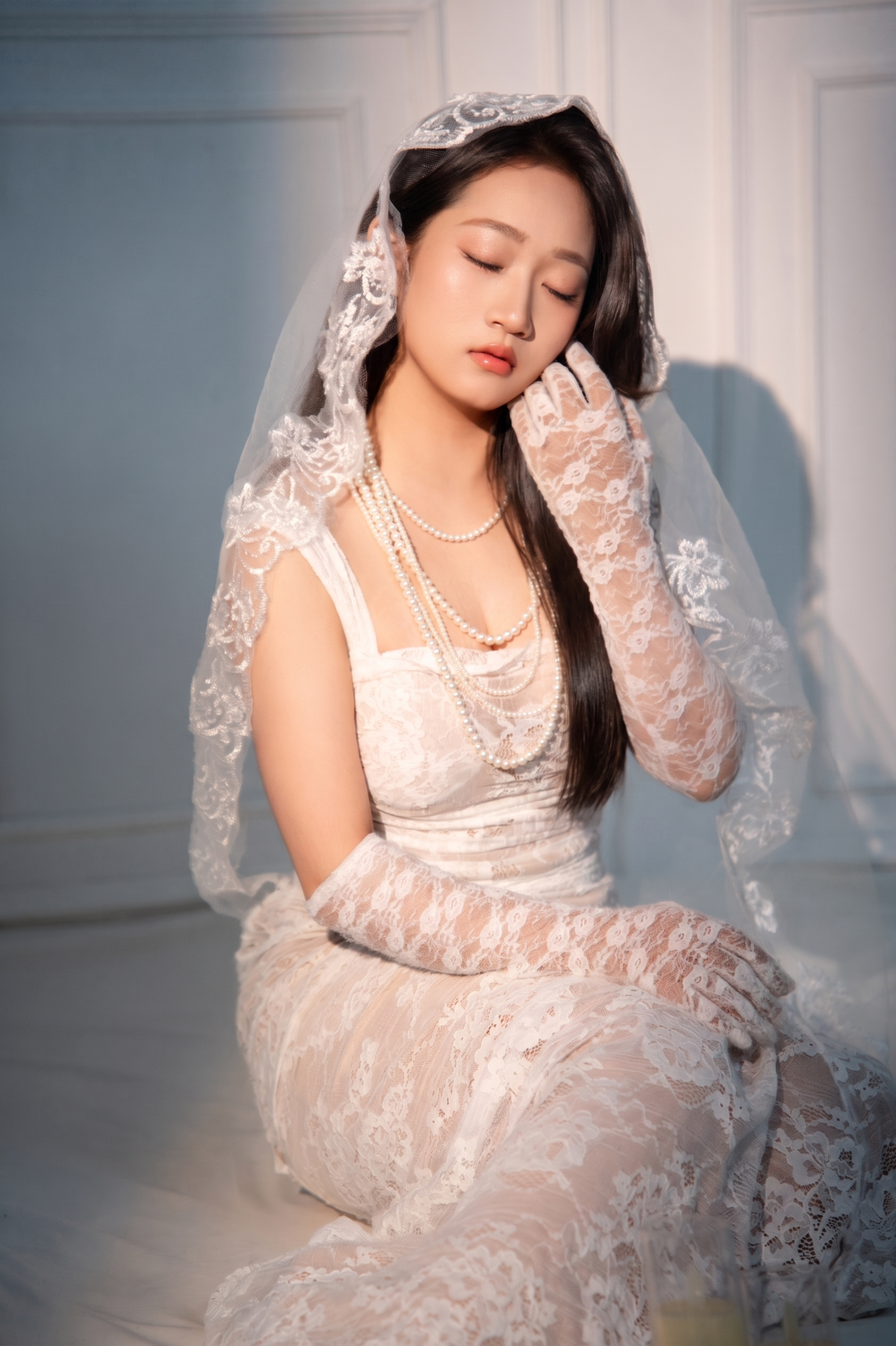 增强人物写真整体质感，让衣服更加平整，去掉双眼皮贴，将肚子上的… - 图片创意预览