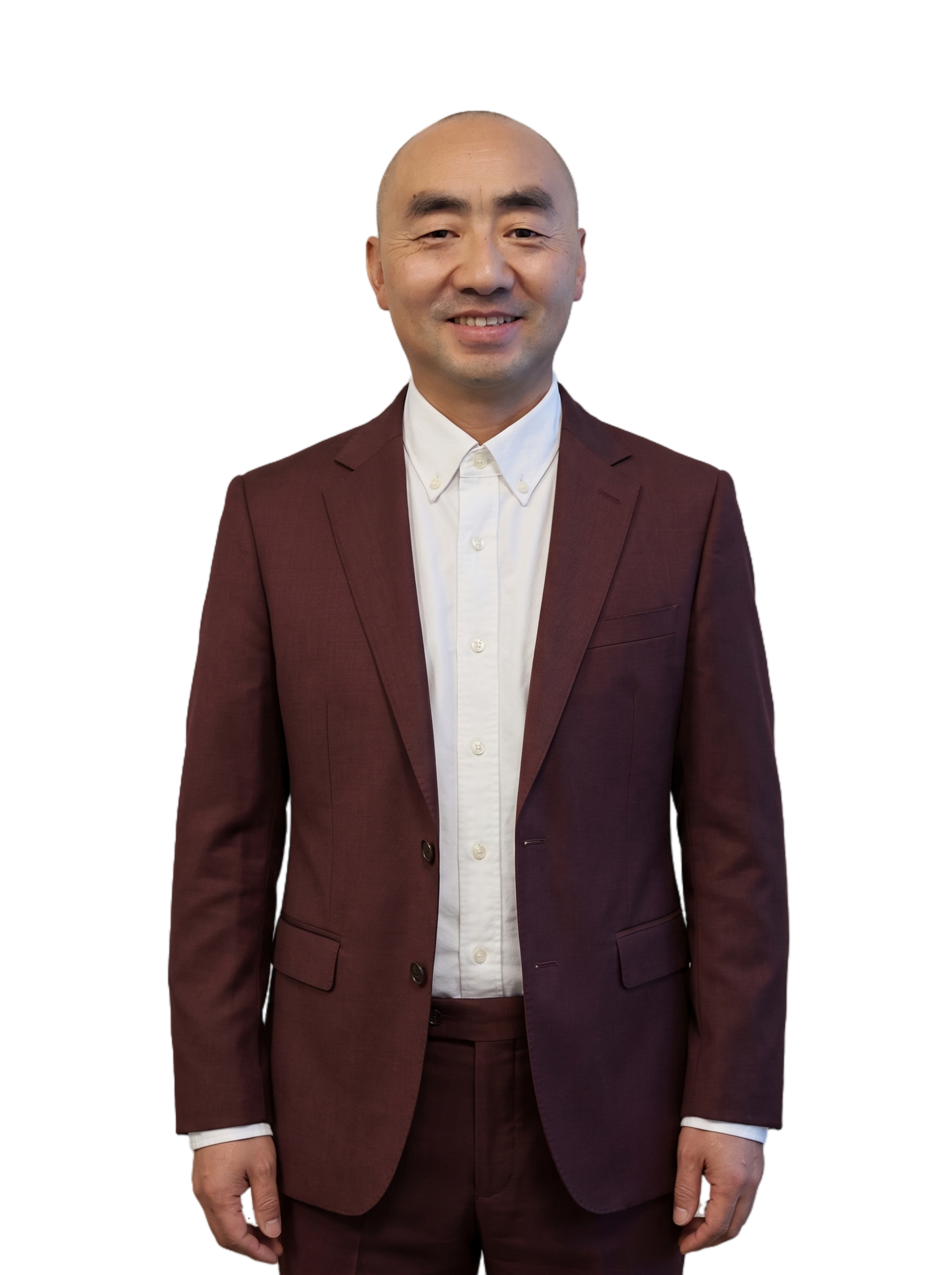 参考图中保留人物脸型、发型、年龄等特征生成职场形象照,标准焦段… - 图片创意预览