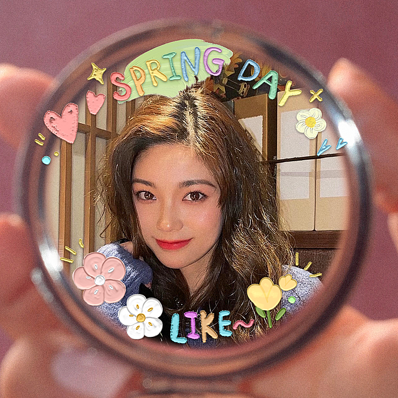 春天春游自拍晒照涂鸦风plog模板