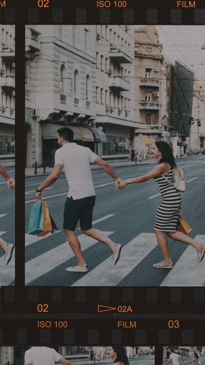 Literary Outdoor Scene Running Couple Moment Record  Camera interface simulation Instagram story