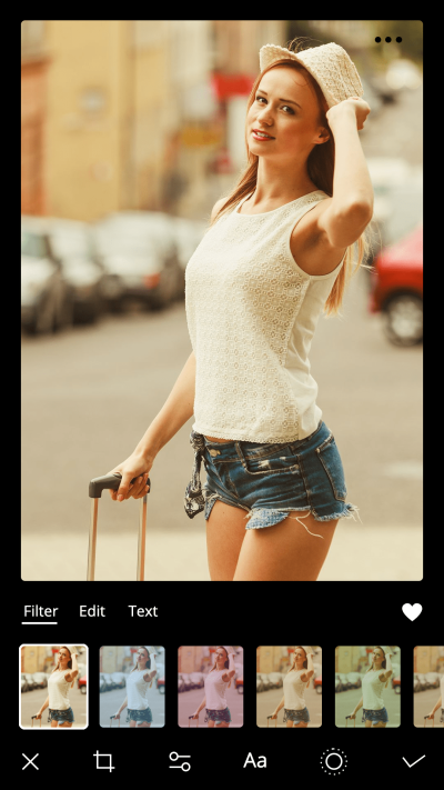 Literary Retro Style Hat Woman Show iPhone interface simulation Instagram story