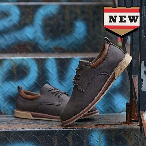 Sneaker Shoes Fashion Clothing New Arrival Badge Label Ecommerce Product Image