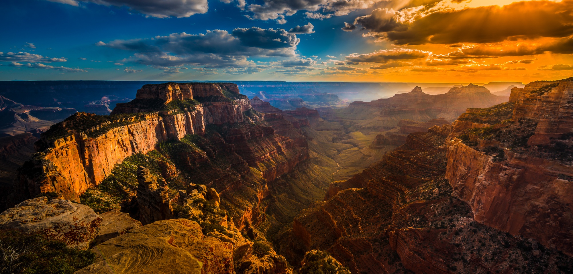 大峡谷北缘皇家角俯瞰日落Wotans Thro,Grand Canyon North Rim Cape Royal Overlook at Sunset Wotans Thro预览效果