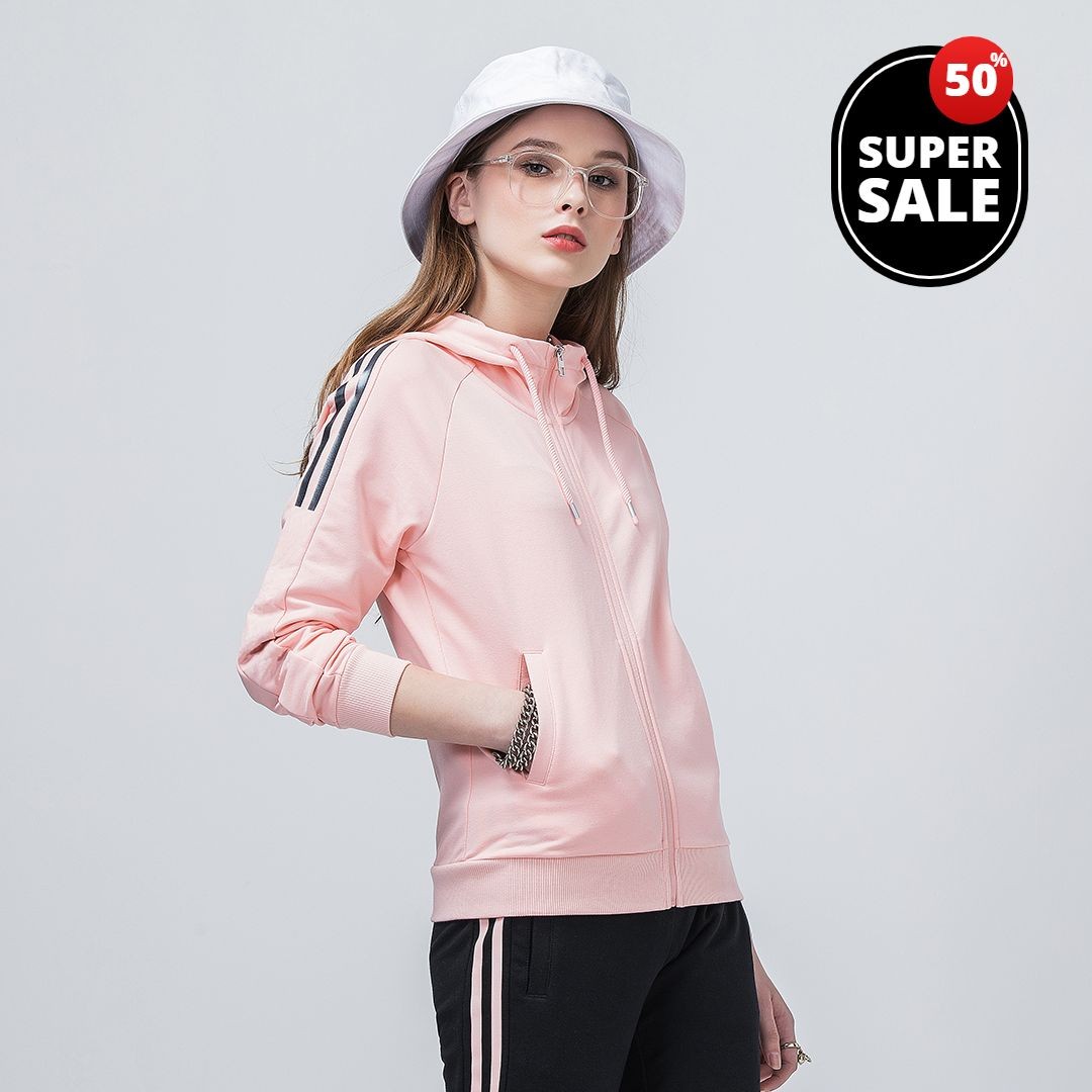 White Hat Women's Fashion Clothing Discount Sale Badge Label Ecommerce Product Image