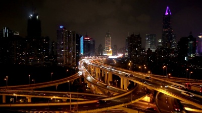 上海夜间高架路