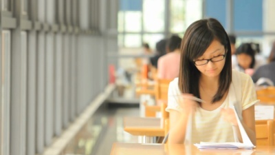 图书馆2的学生