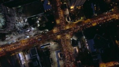 空中城市夜间交通