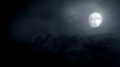 飞越晴朗的夜空