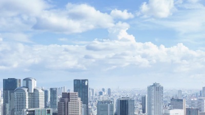 大阪城市景观随云移动的鸟瞰延时摄影