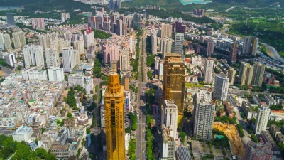 中国深圳市晴天交通道路空中全景 时差