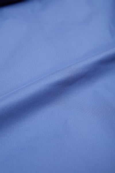 服饰系列写实蓝色棉服外套材质质感细节特写