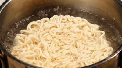 韩国拉面的煮