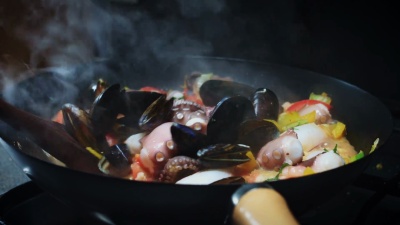 新鲜章鱼炖 煎锅