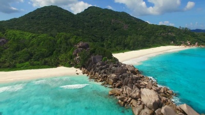 塞舌尔，La Digue岛，Grand Anse Beac鸟瞰。