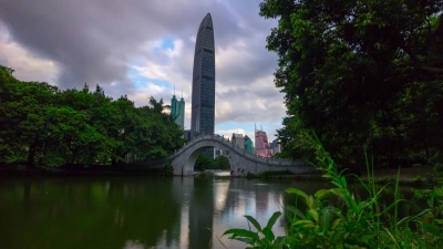 日深圳公园KK100名楼全景  timelapse China