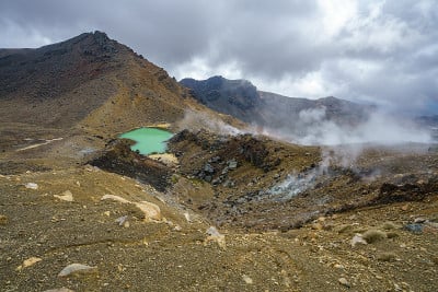 汤加里罗高山穿越，湖，烟，火山，新西兰
