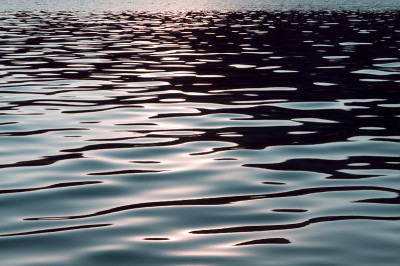 水