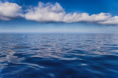 天空与海洋