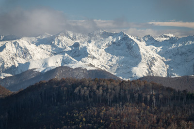 比利牛斯山脉的秋天风景