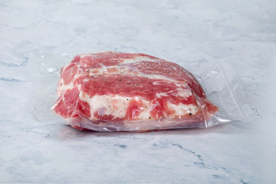用于真空低温烹饪的肉类。