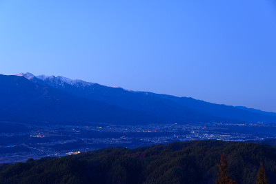 日本长野饭田市的城市景观
