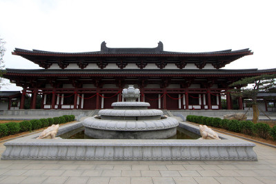 2014年5月10日，河北省唐山市兴国寺佛教建筑景观