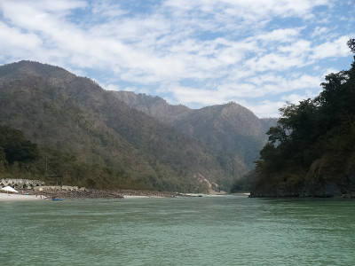 恒河平静的河水