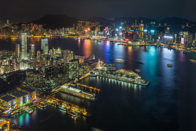 从ICC Sky100眺望香港夜景，美妙的城市