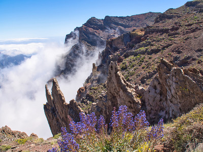 美丽的，超现实的风景Roque de los Muchachos在拉帕尔马