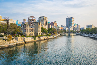 广岛城市景观与原子圆顶纪念废墟