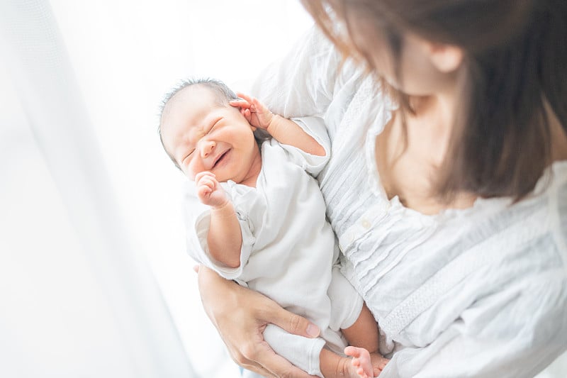 亚洲的新生儿