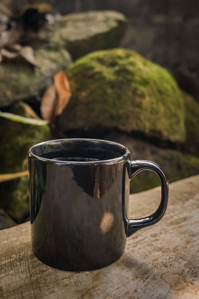 黑咖啡杯