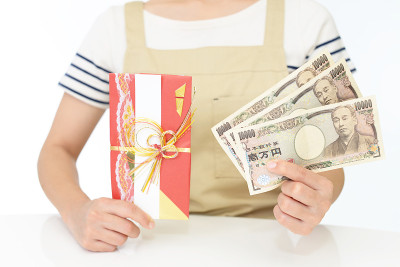 女人与金钱