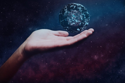 女人手牵着细胞分裂。星云尘埃。混合媒体。