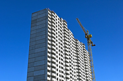 起重机及高层建筑工地