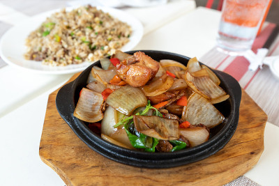香港风味的鸡肉菜肴