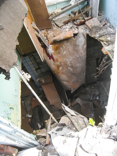 在哈莫夫尼基的军队和地下室宿舍